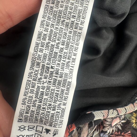 NEW! Forever 21 Ruched  Cropped Top Long Sleeve Puffy Sleeves Small Floral Black - Picture 11 of 14